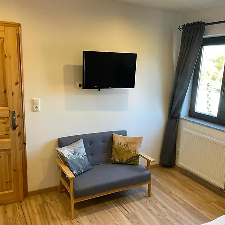 Arnold Apartment